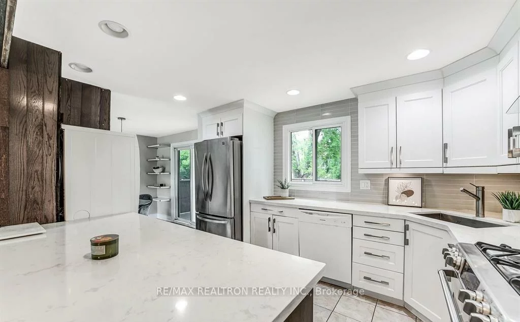 14, Chippawa, North Shore, Barrie