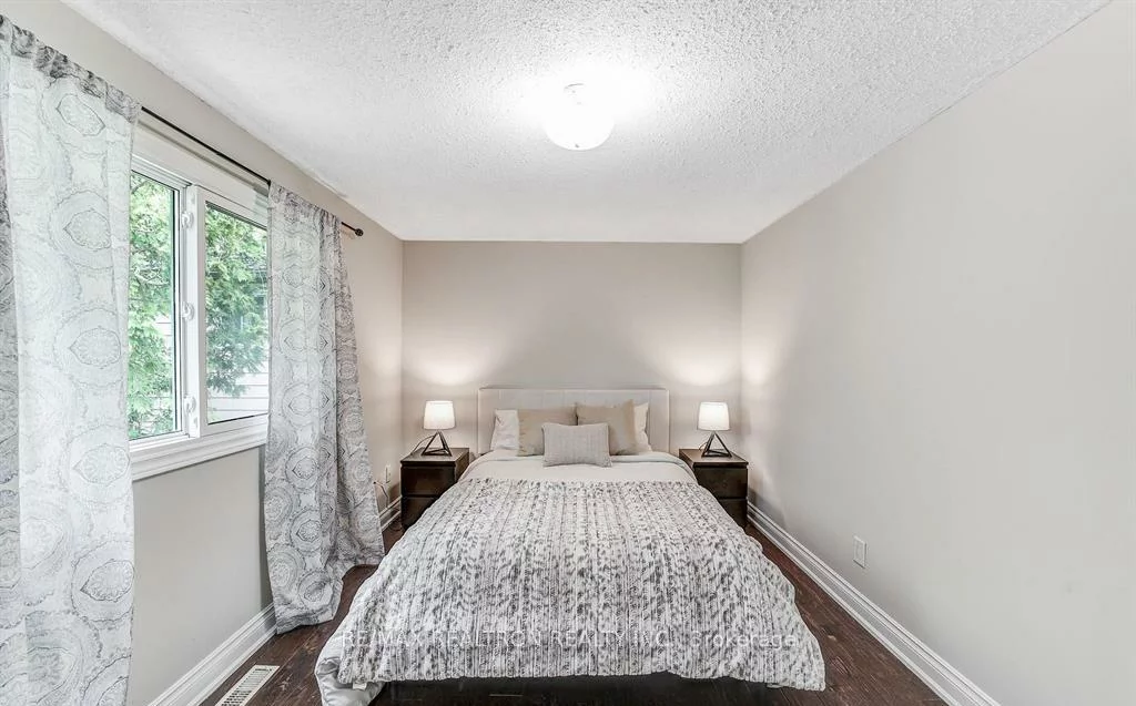 14, Chippawa, North Shore, Barrie