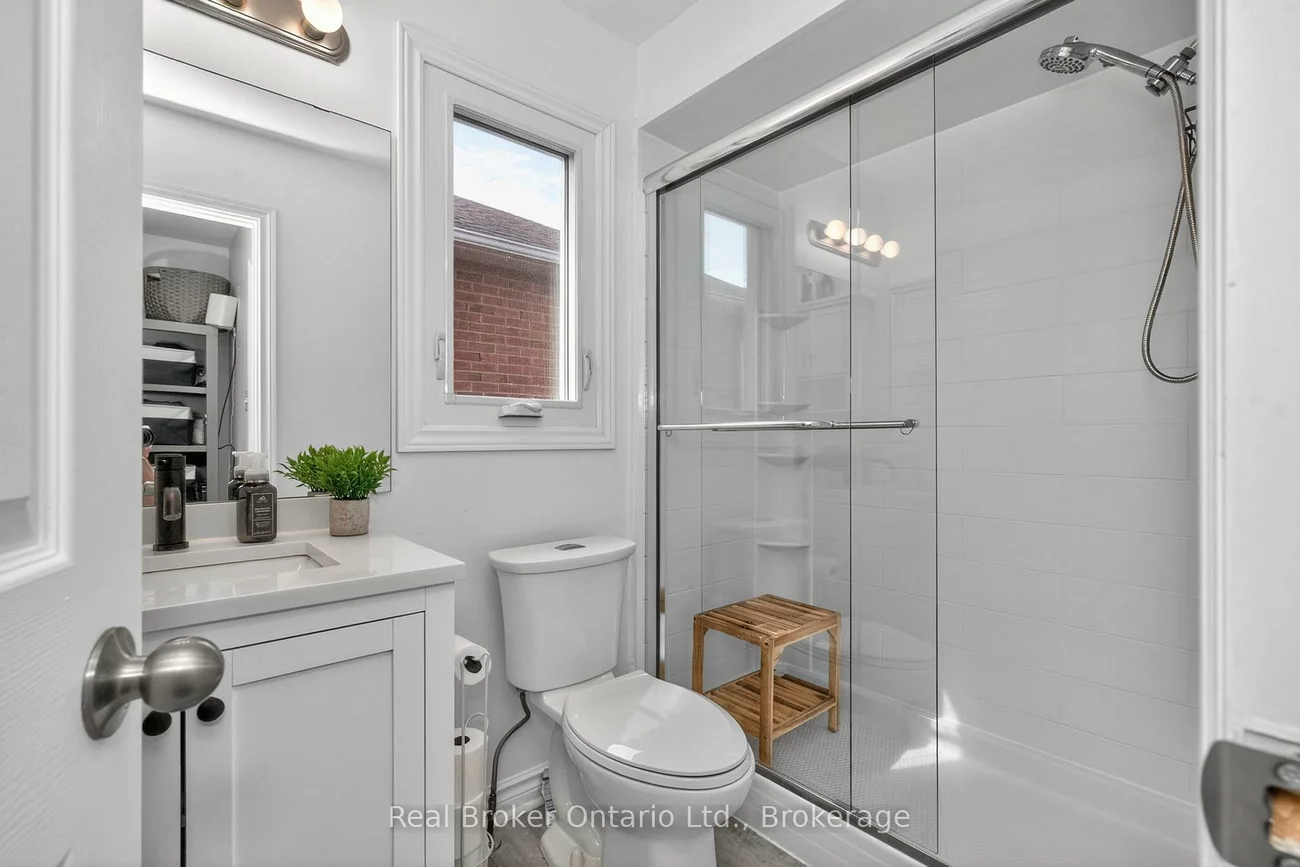 94, Golden Meadow, Bayshore, Barrie