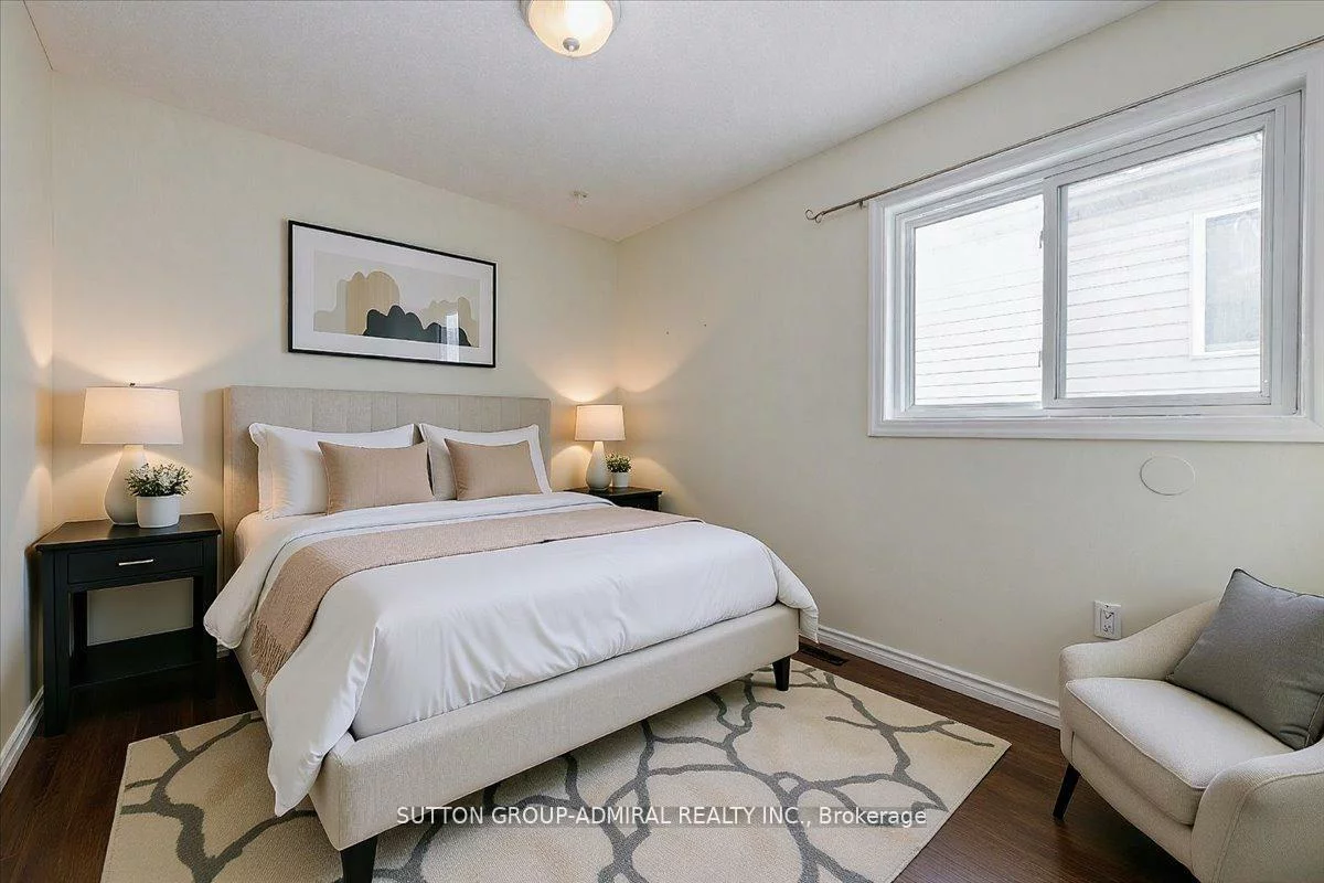 64, Copeman, Painswick North, Barrie