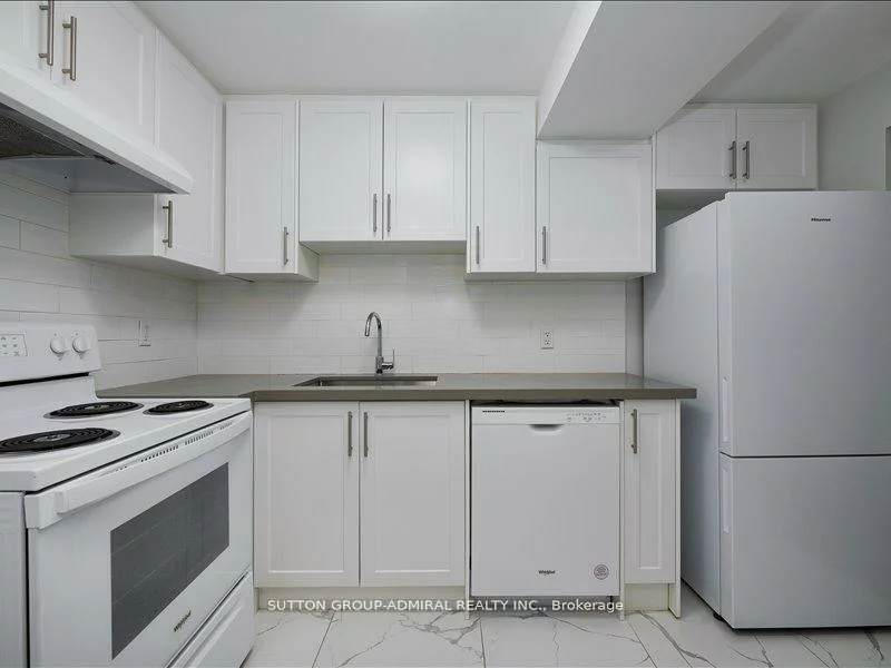 64, Copeman, Painswick North, Barrie