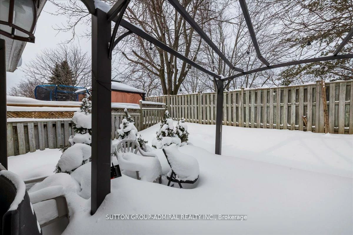 64, Copeman, Painswick North, Barrie