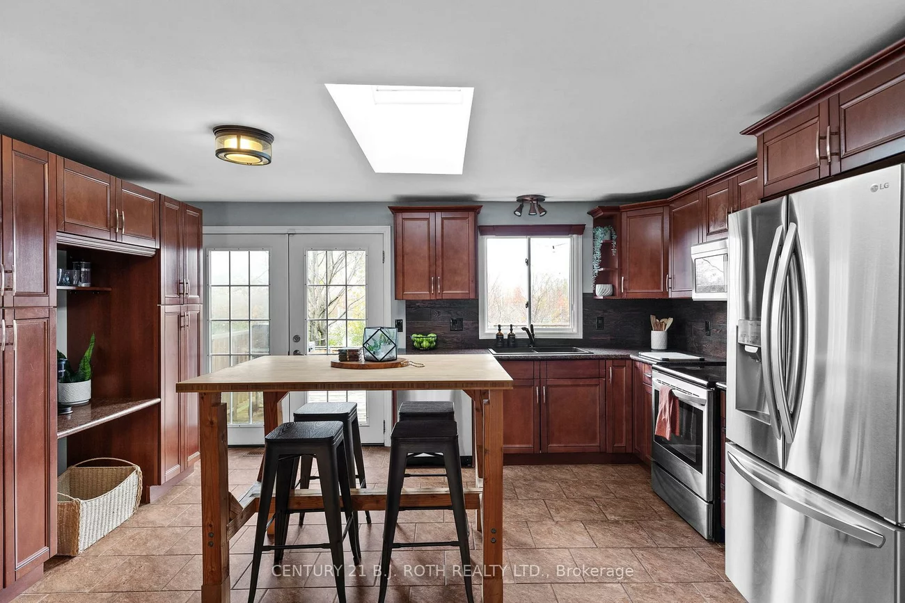 113, Hickling, Grove East, Barrie