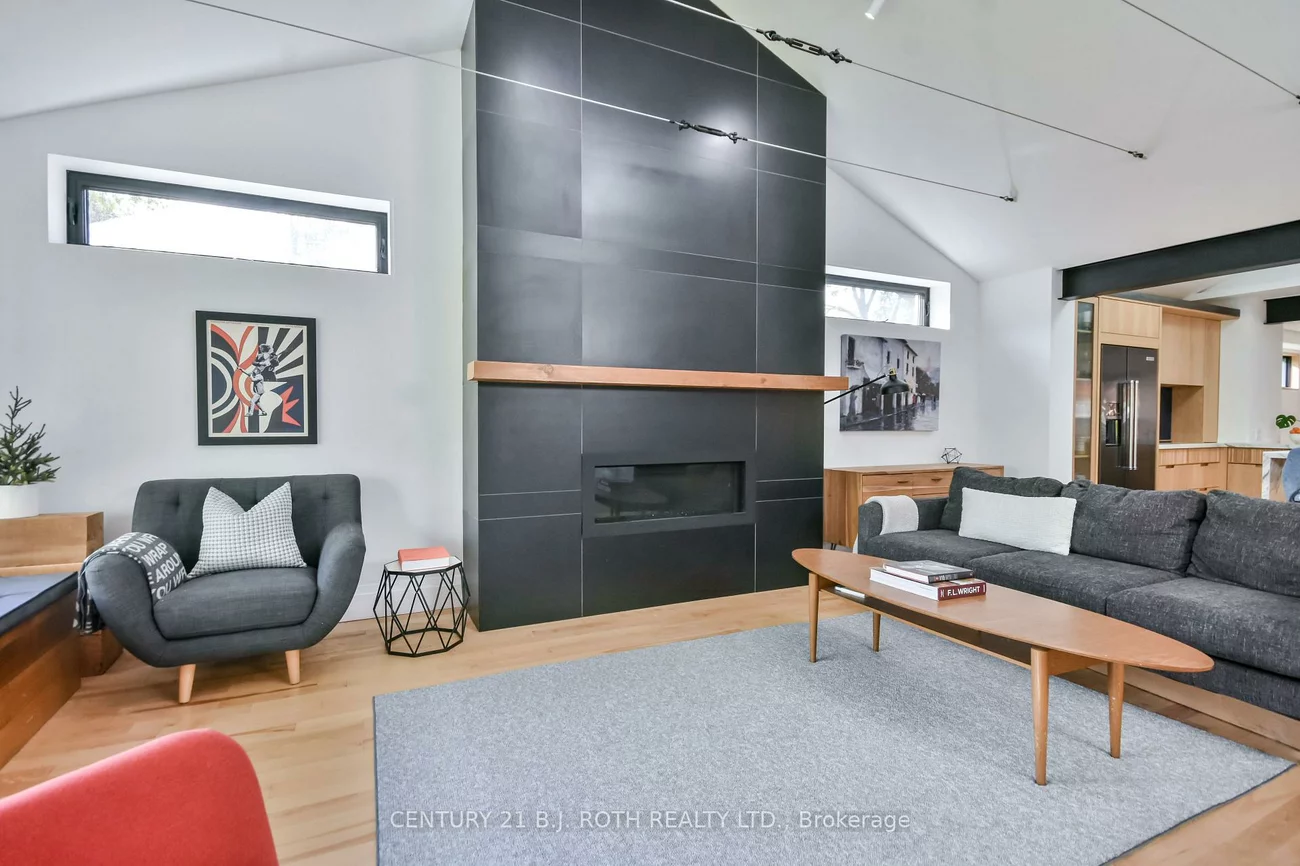 20, Weldon, Codrington, Barrie