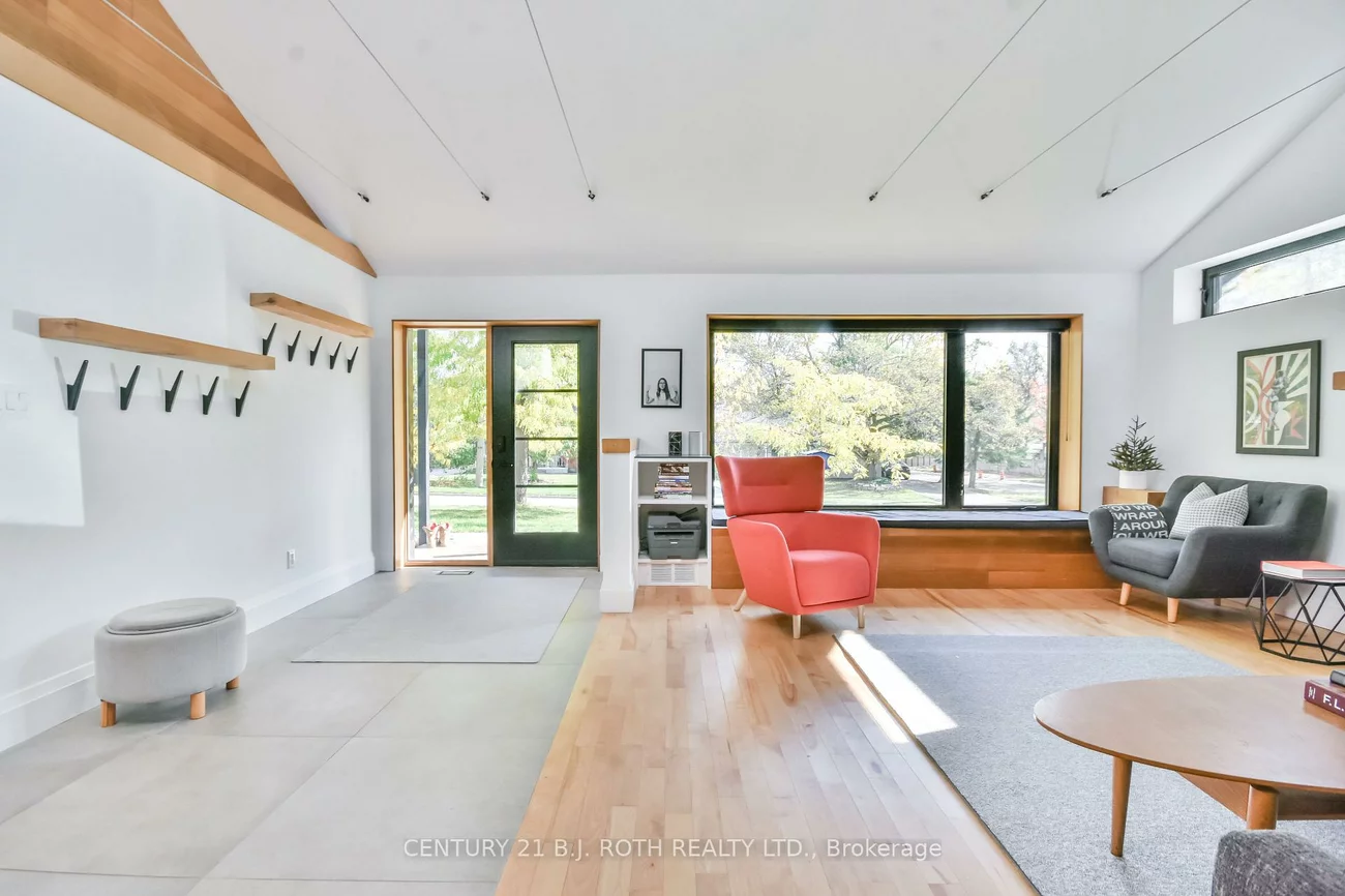 20, Weldon, Codrington, Barrie