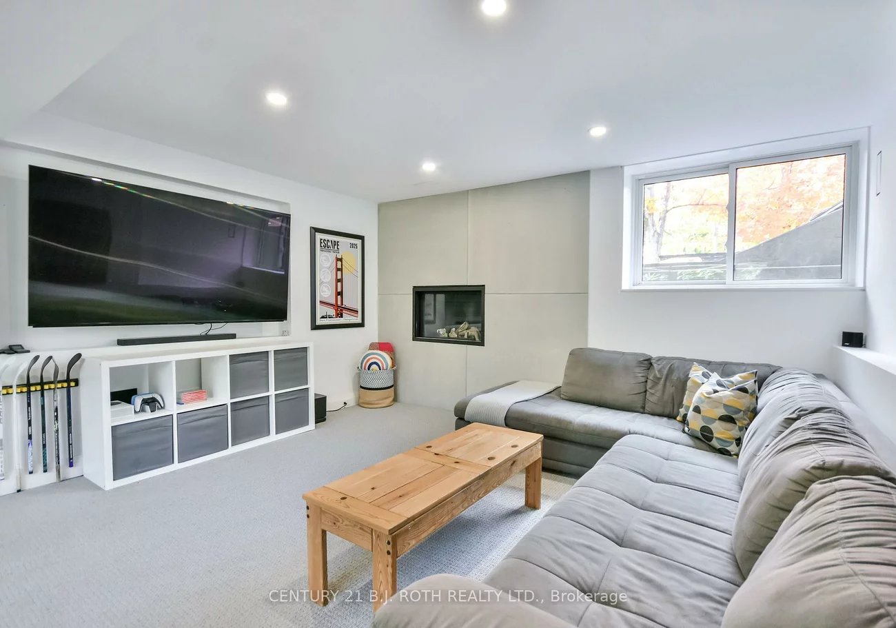 20, Weldon, Codrington, Barrie
