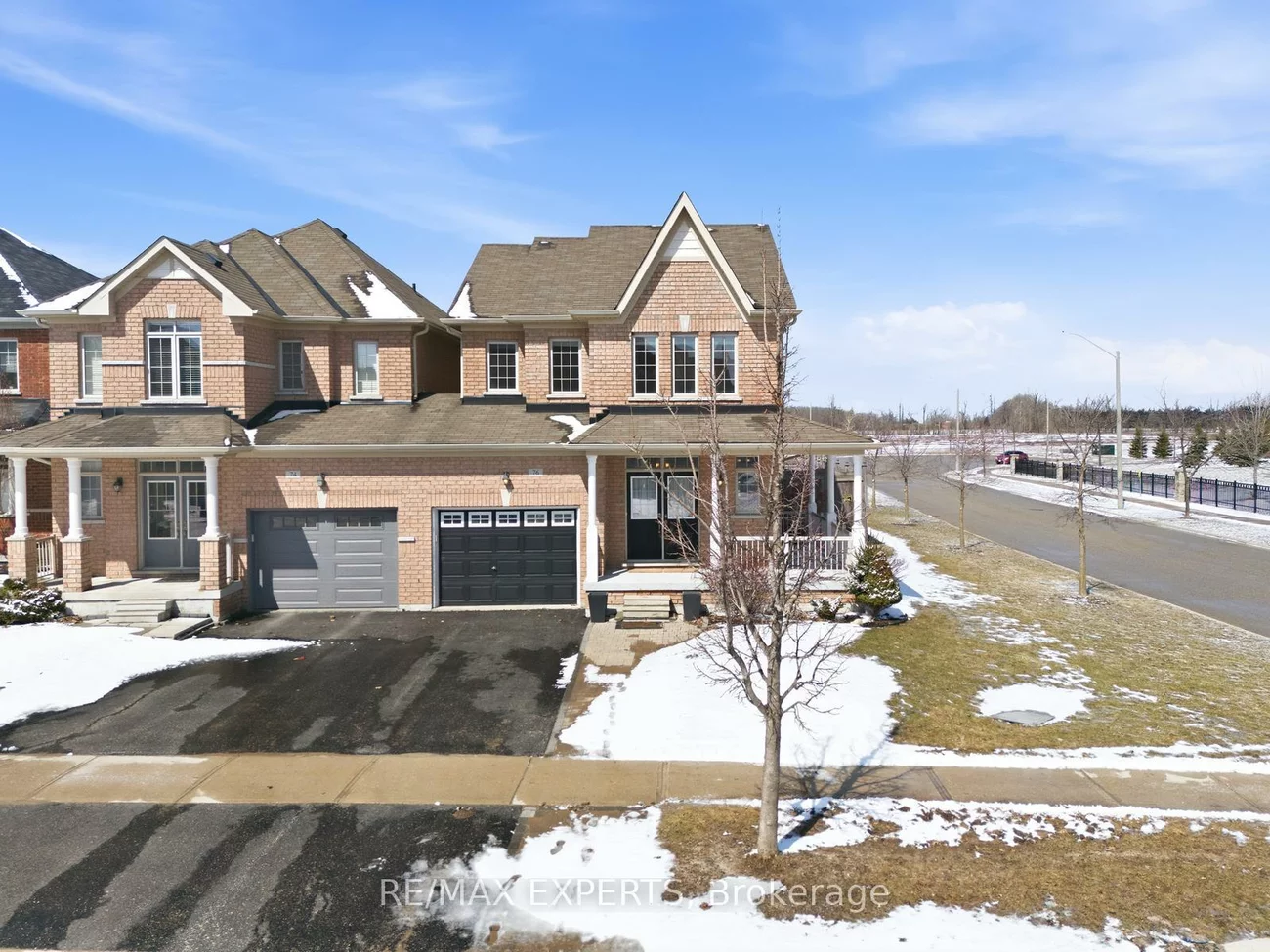 76, Forsyth, West Bayfield, Barrie