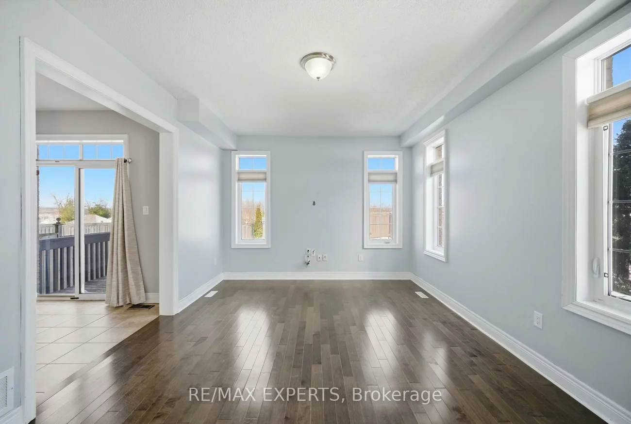 76, Forsyth, West Bayfield, Barrie