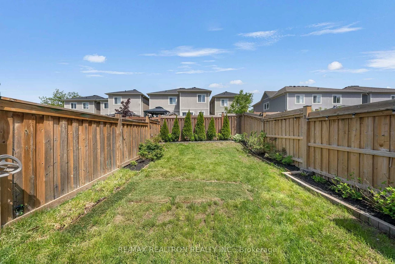25, ROBINSON, Allandale, Barrie