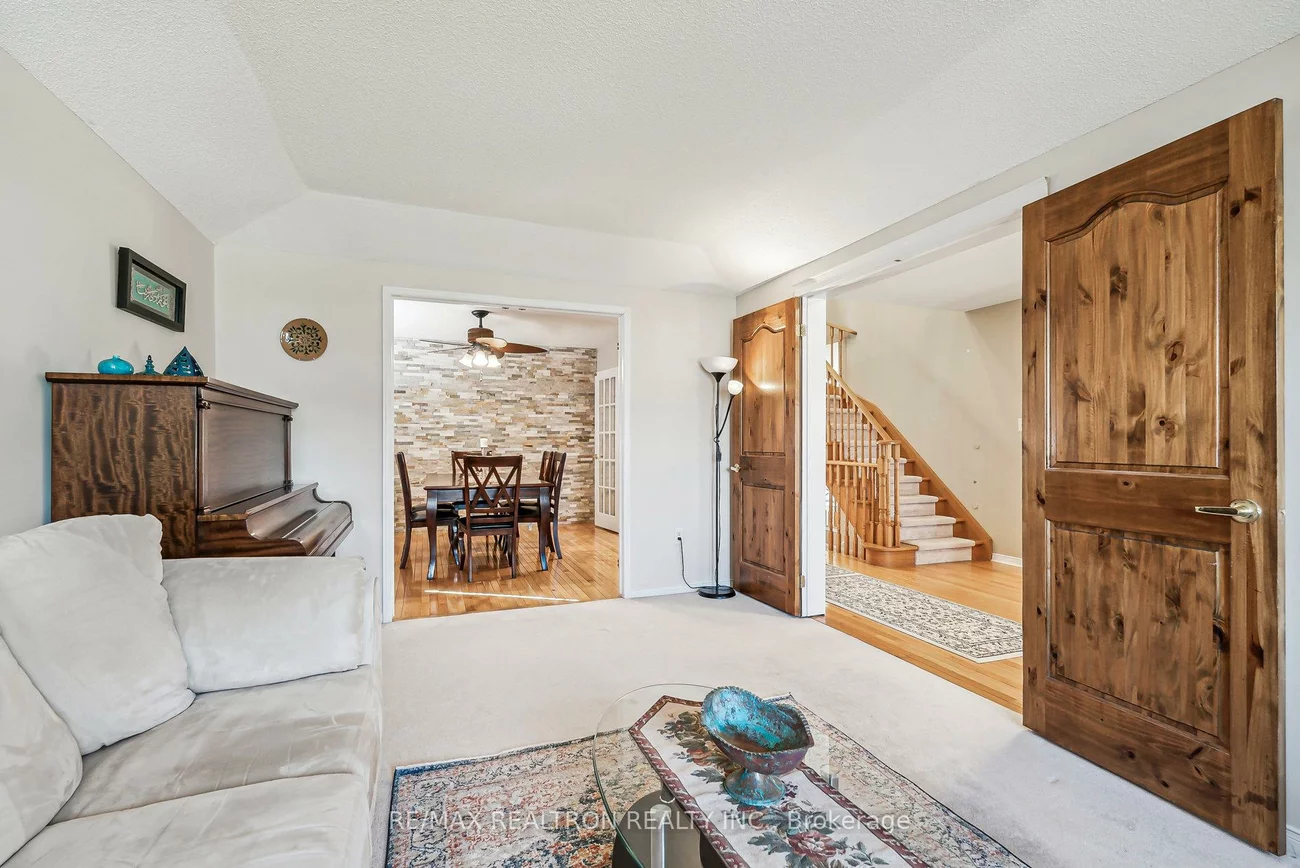 50, Holly Meadow, Holly, Barrie