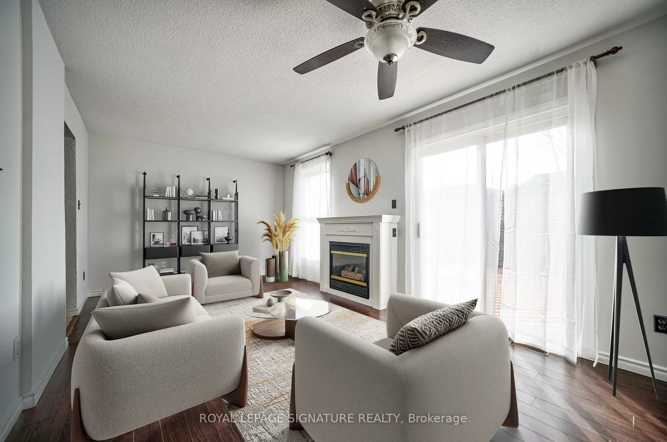 16, Christie, Letitia Heights, Barrie