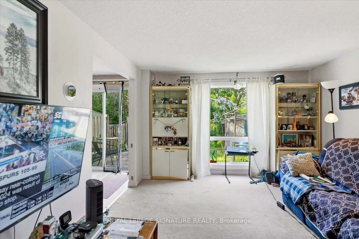 54, Scott, Letitia Heights, Barrie
