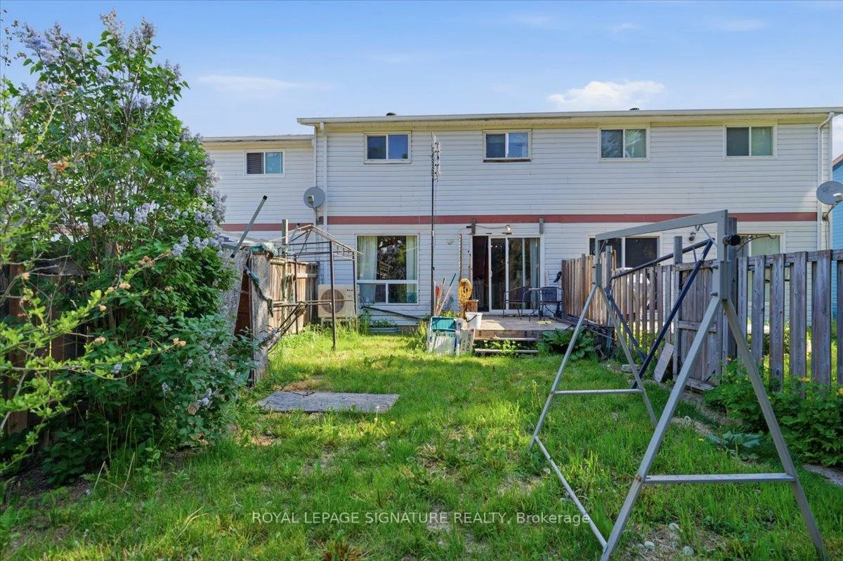 54, Scott, Letitia Heights, Barrie