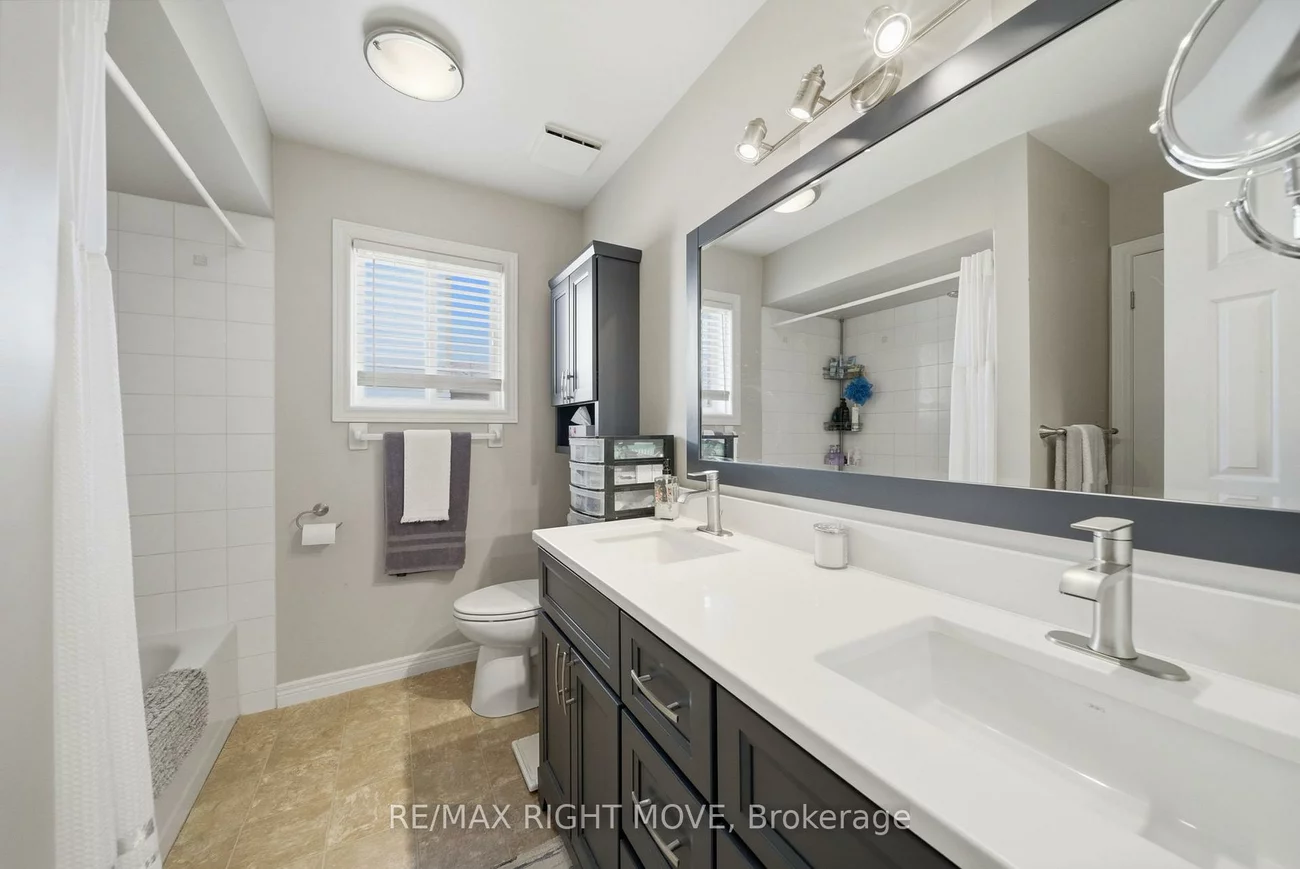 300, Cundles, Northwest, Barrie