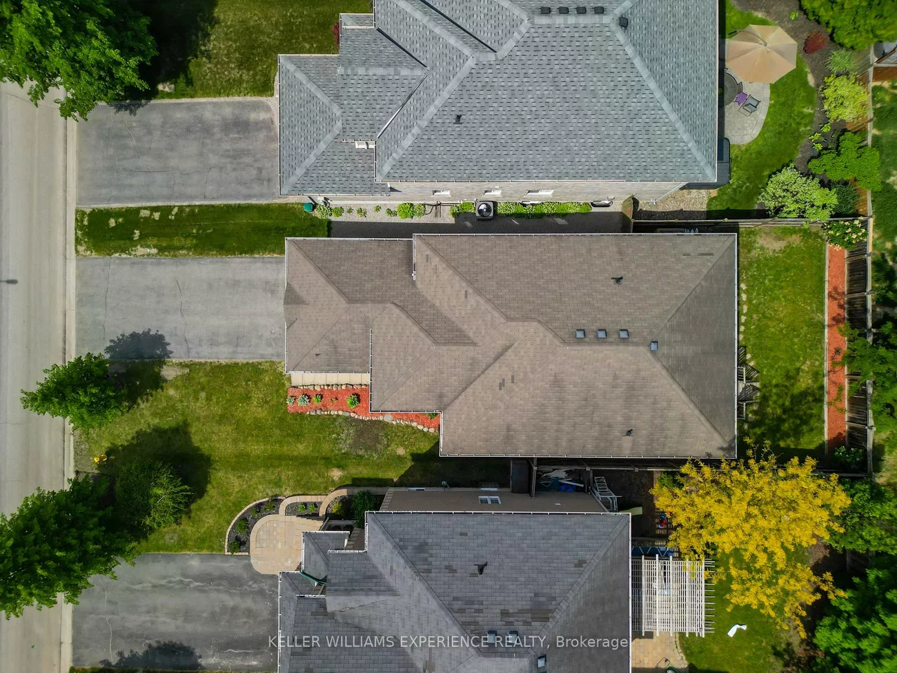 57, Parisian, Innis-Shore, Barrie