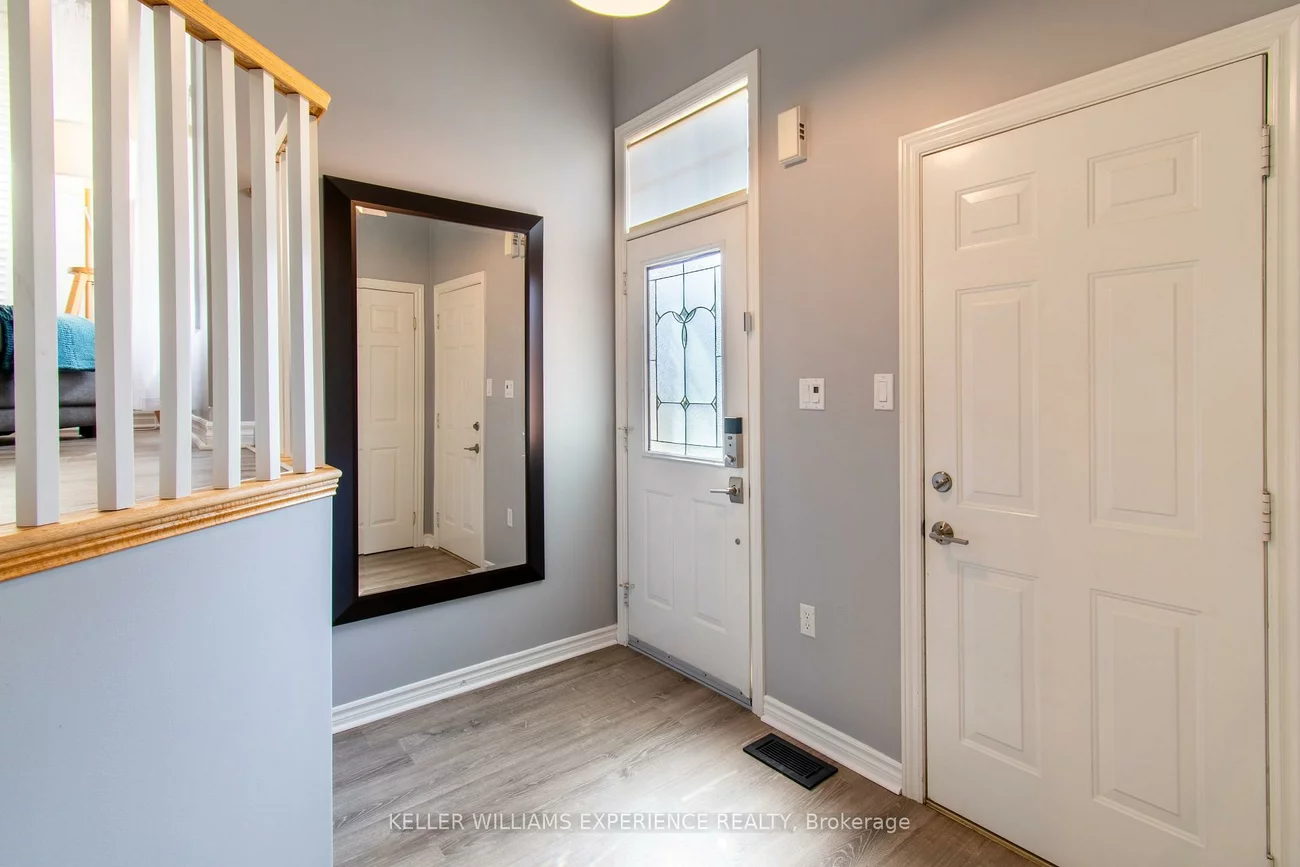 57, Parisian, Innis-Shore, Barrie