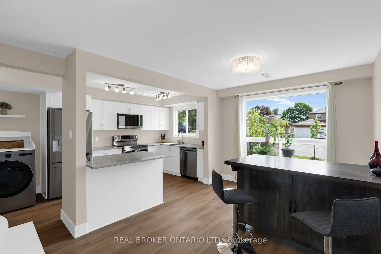 50, Browning, Letitia Heights, Barrie