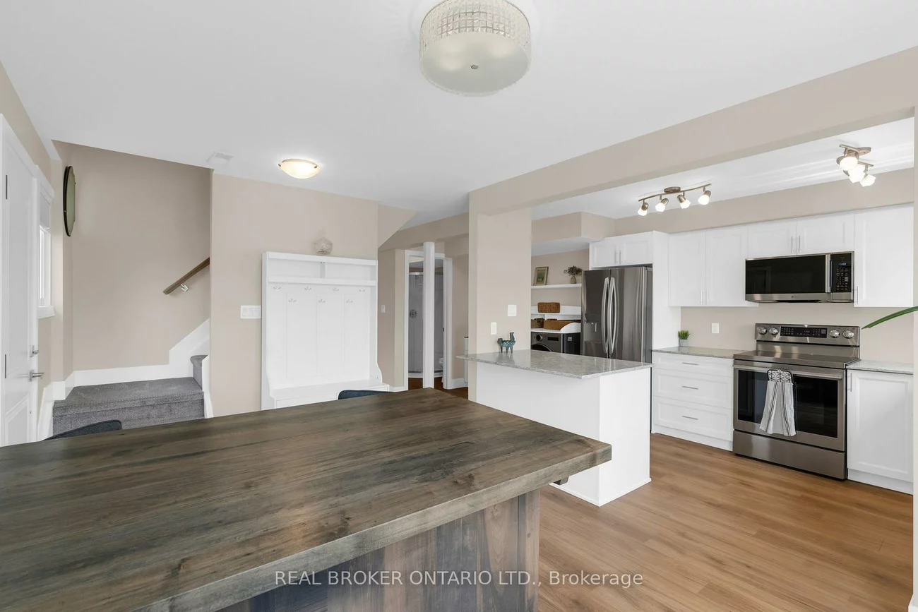 50, Browning, Letitia Heights, Barrie