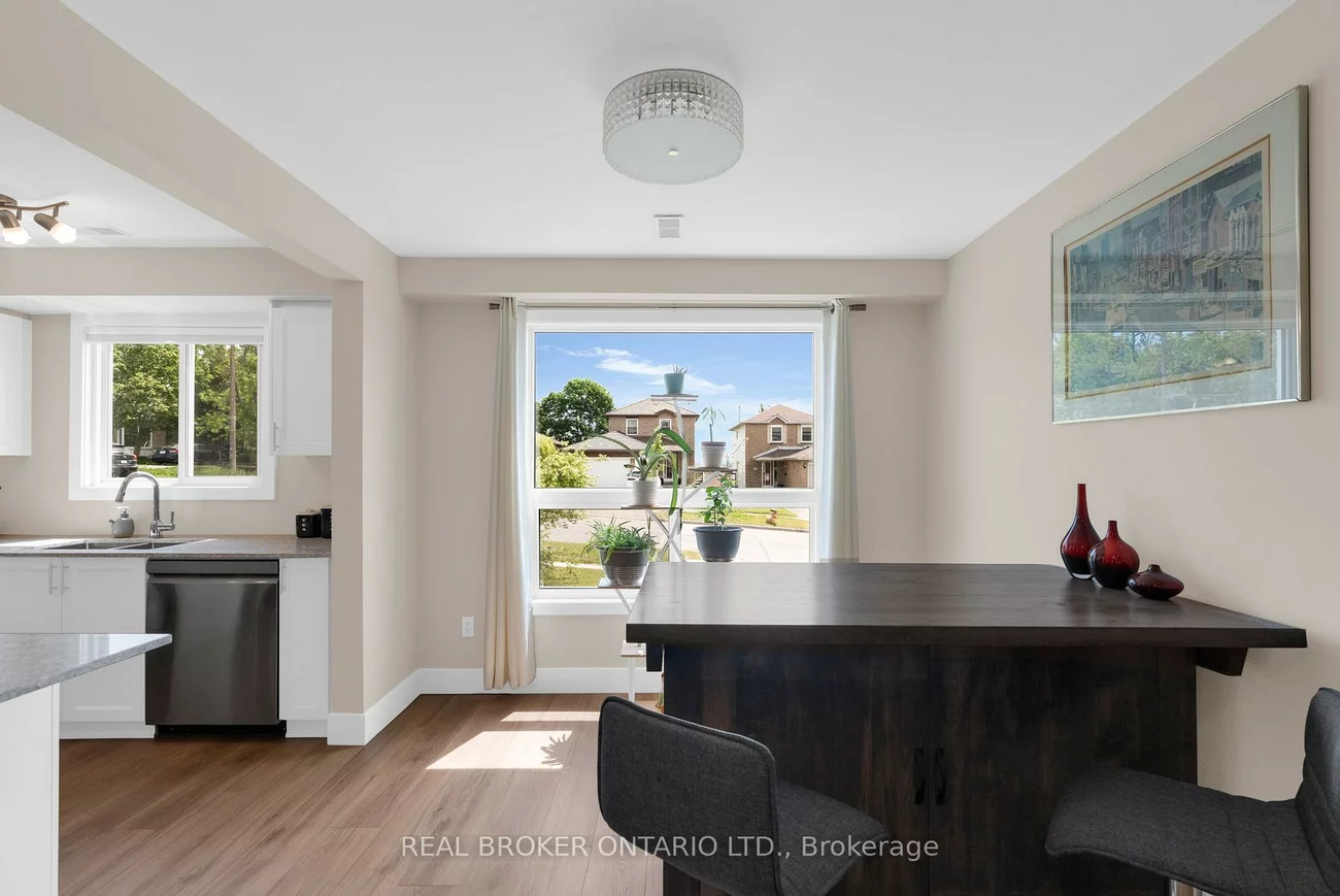 50, Browning, Letitia Heights, Barrie