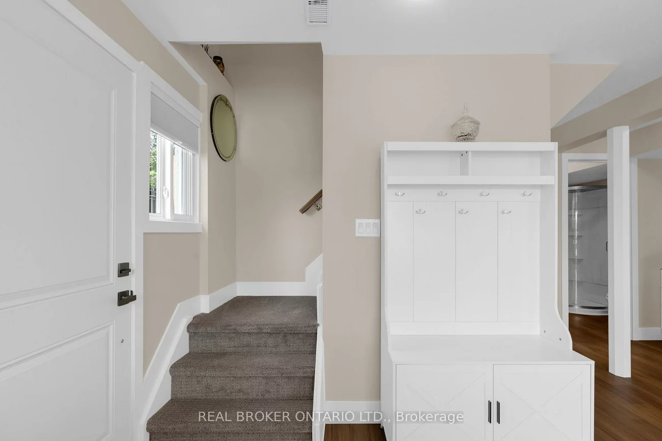 50, Browning, Letitia Heights, Barrie