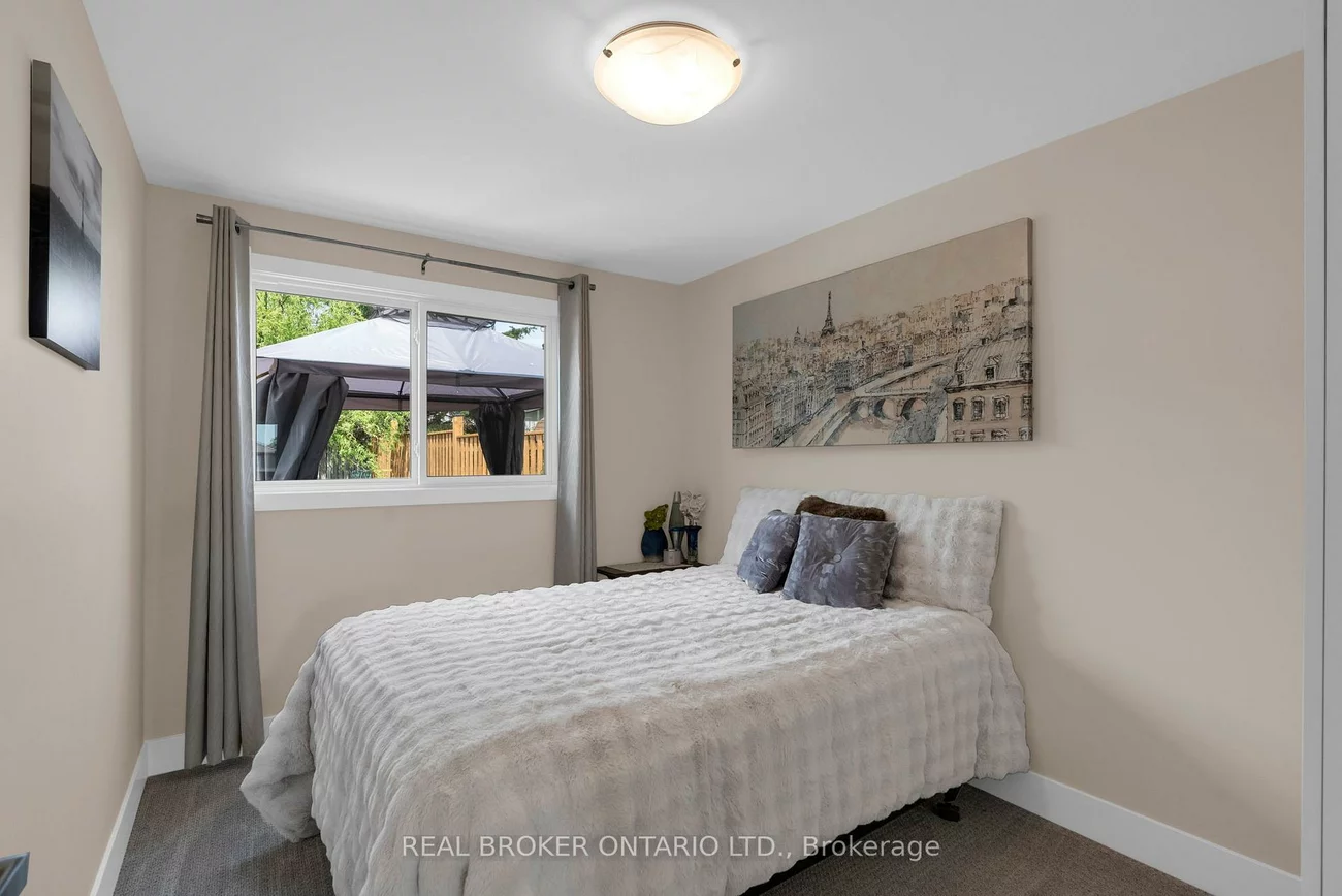 50, Browning, Letitia Heights, Barrie
