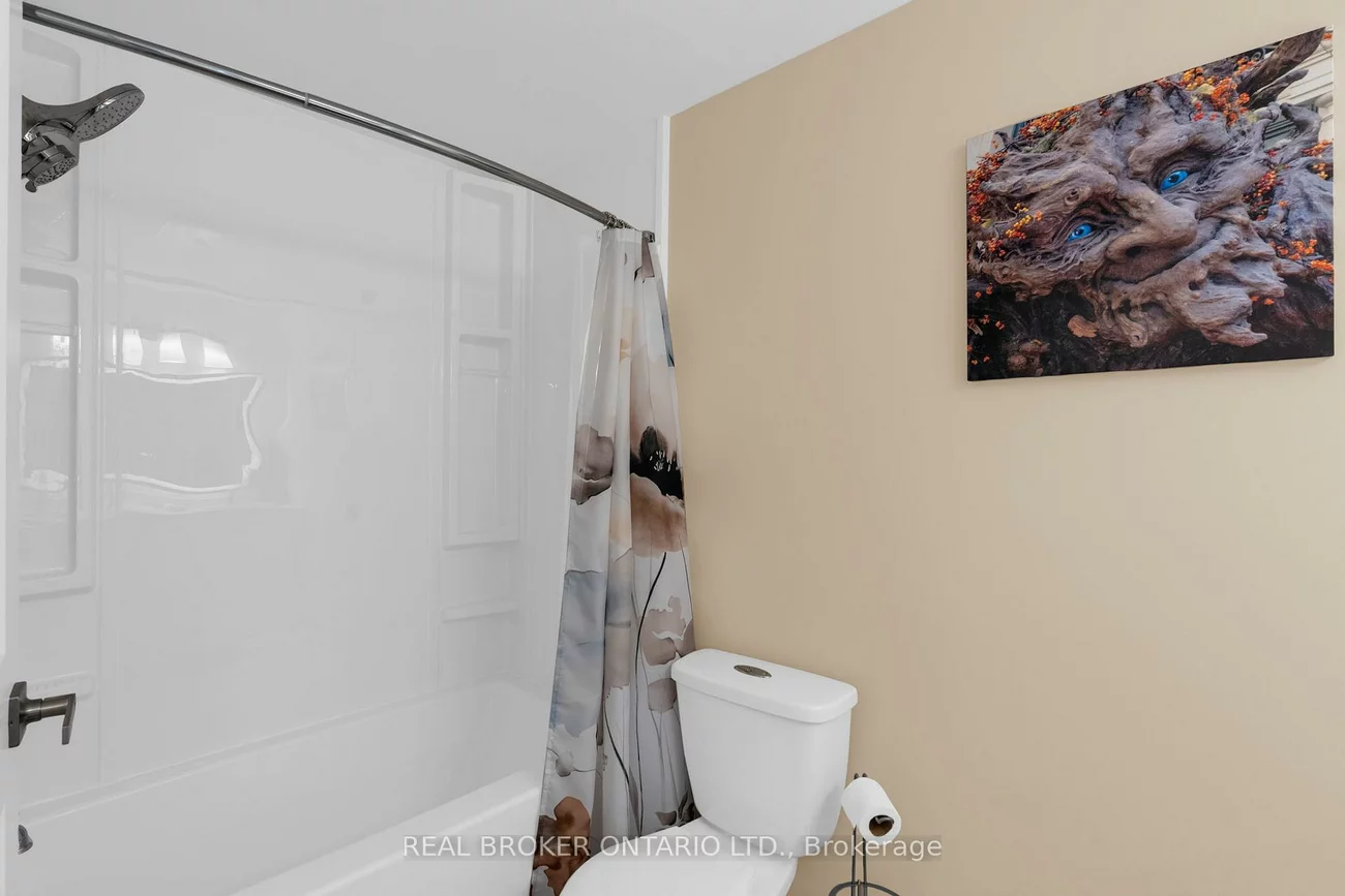 50, Browning, Letitia Heights, Barrie