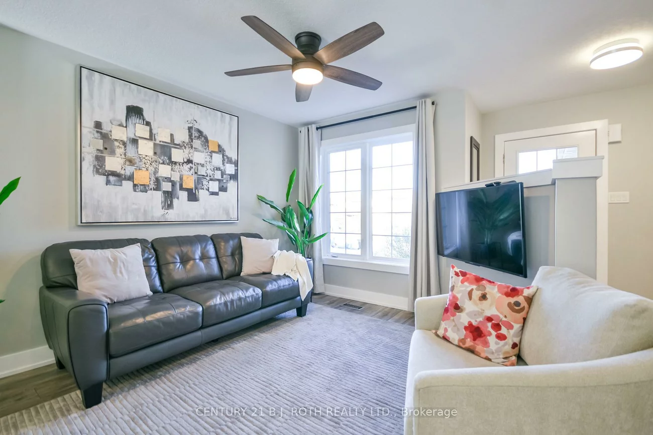 27, Claire, Painswick South, Barrie