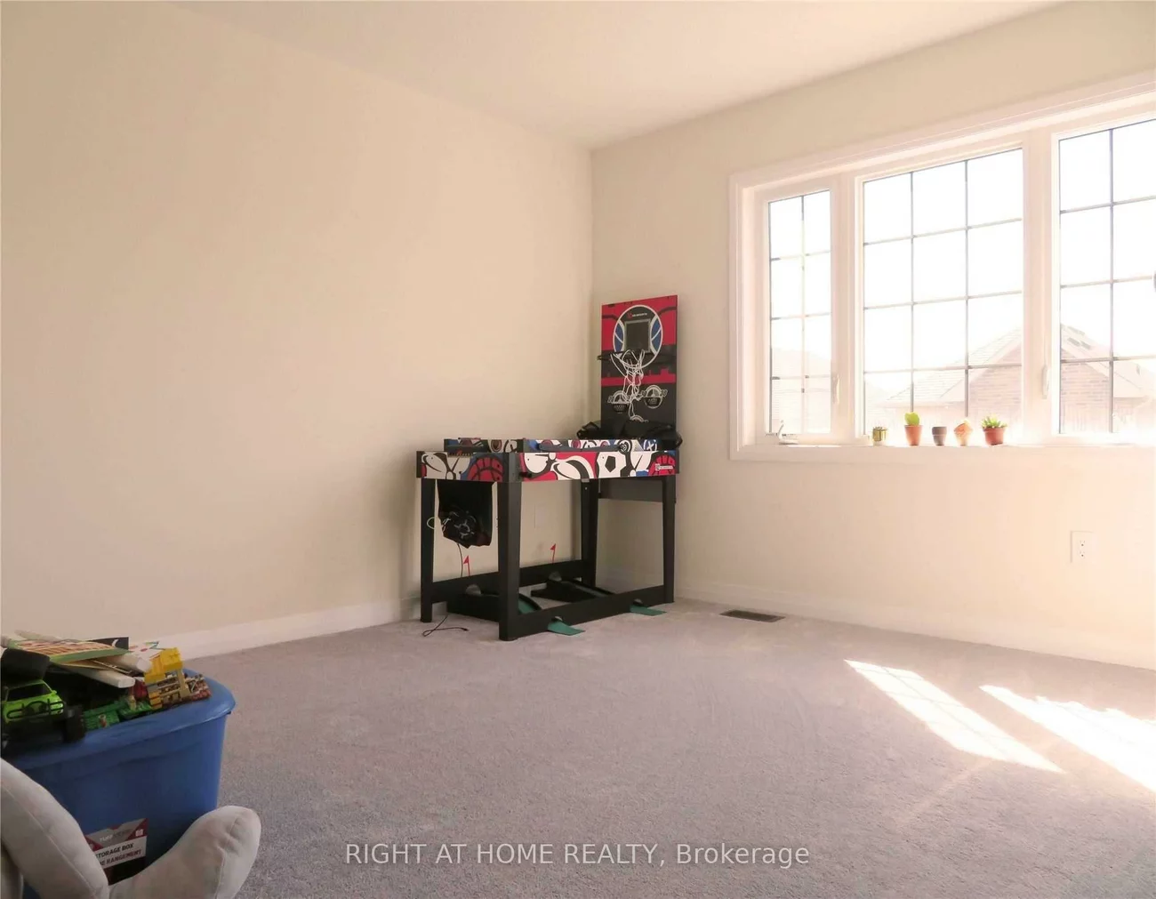 37, Bedford Estates, Bayshore, Barrie
