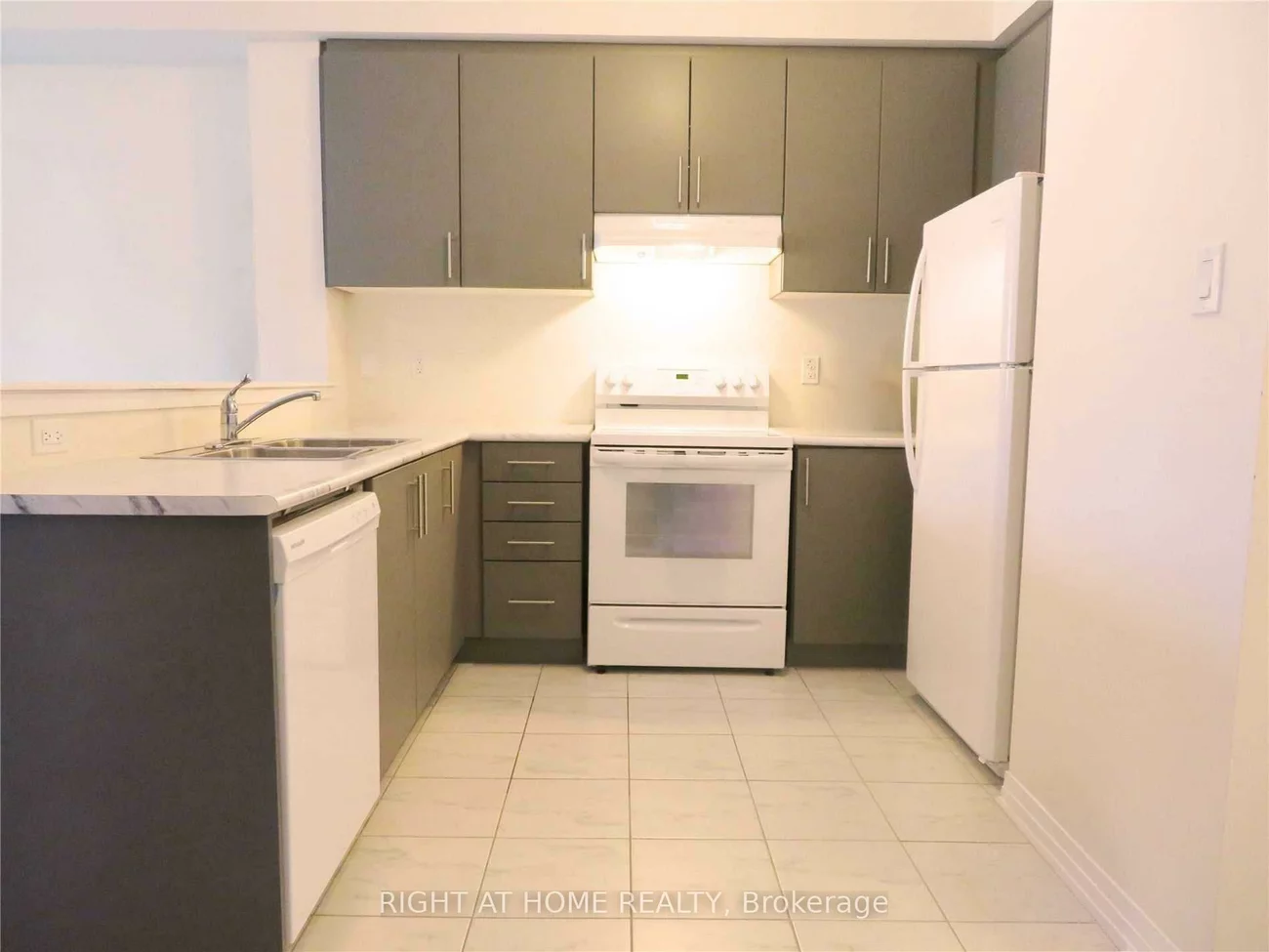 37, Bedford Estates, Bayshore, Barrie