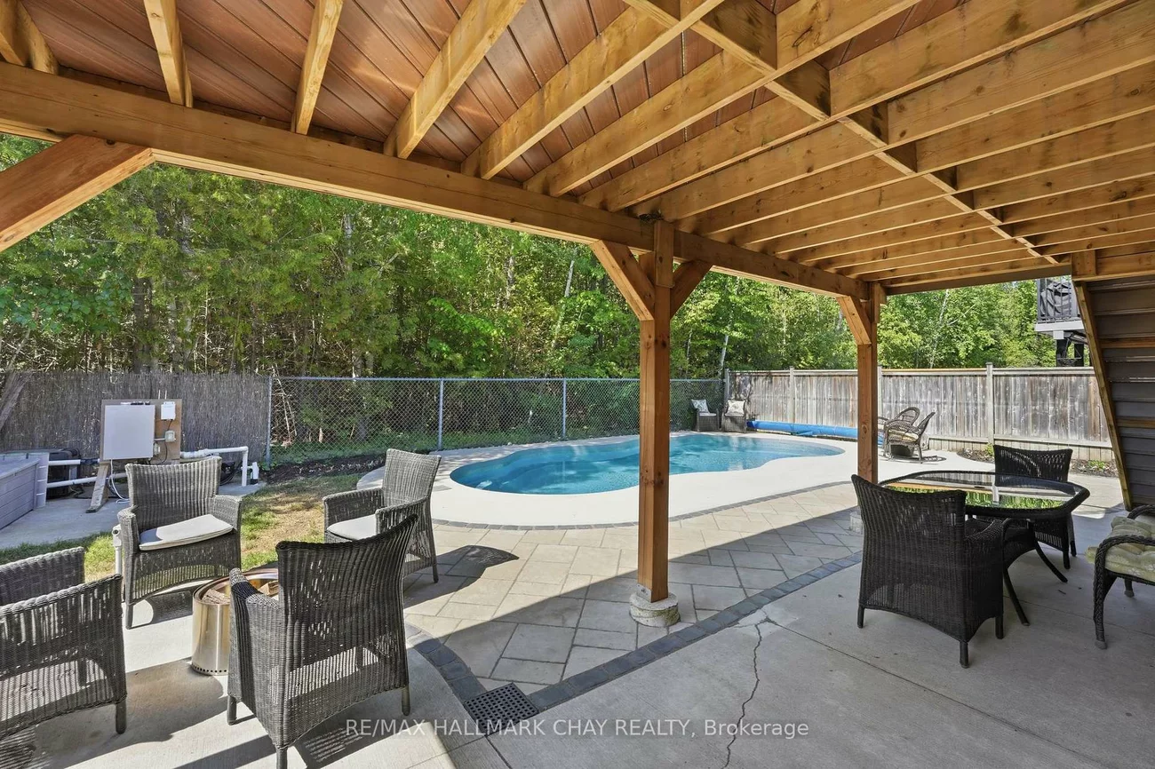 50, Thicketwood, Painswick South, Barrie