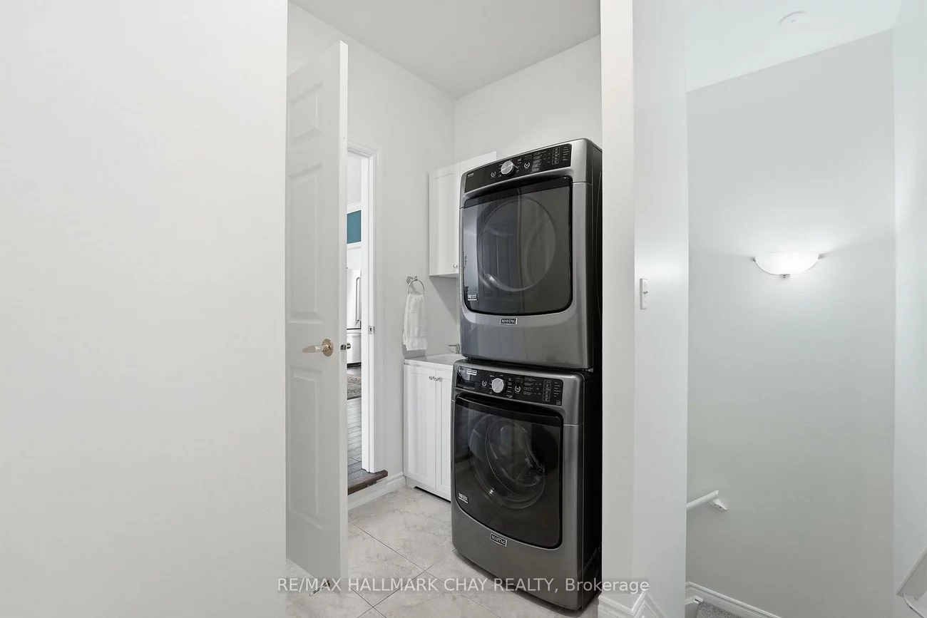 50, Thicketwood, Painswick South, Barrie
