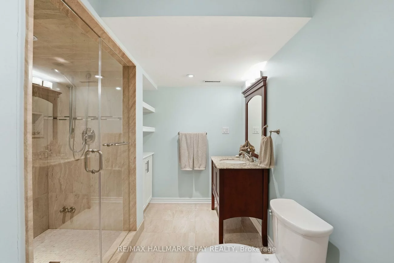 50, Thicketwood, Painswick South, Barrie