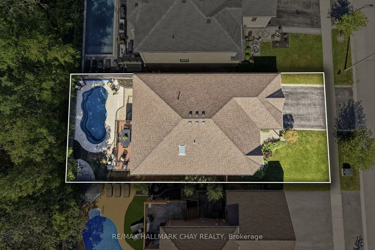 50, Thicketwood, Painswick South, Barrie