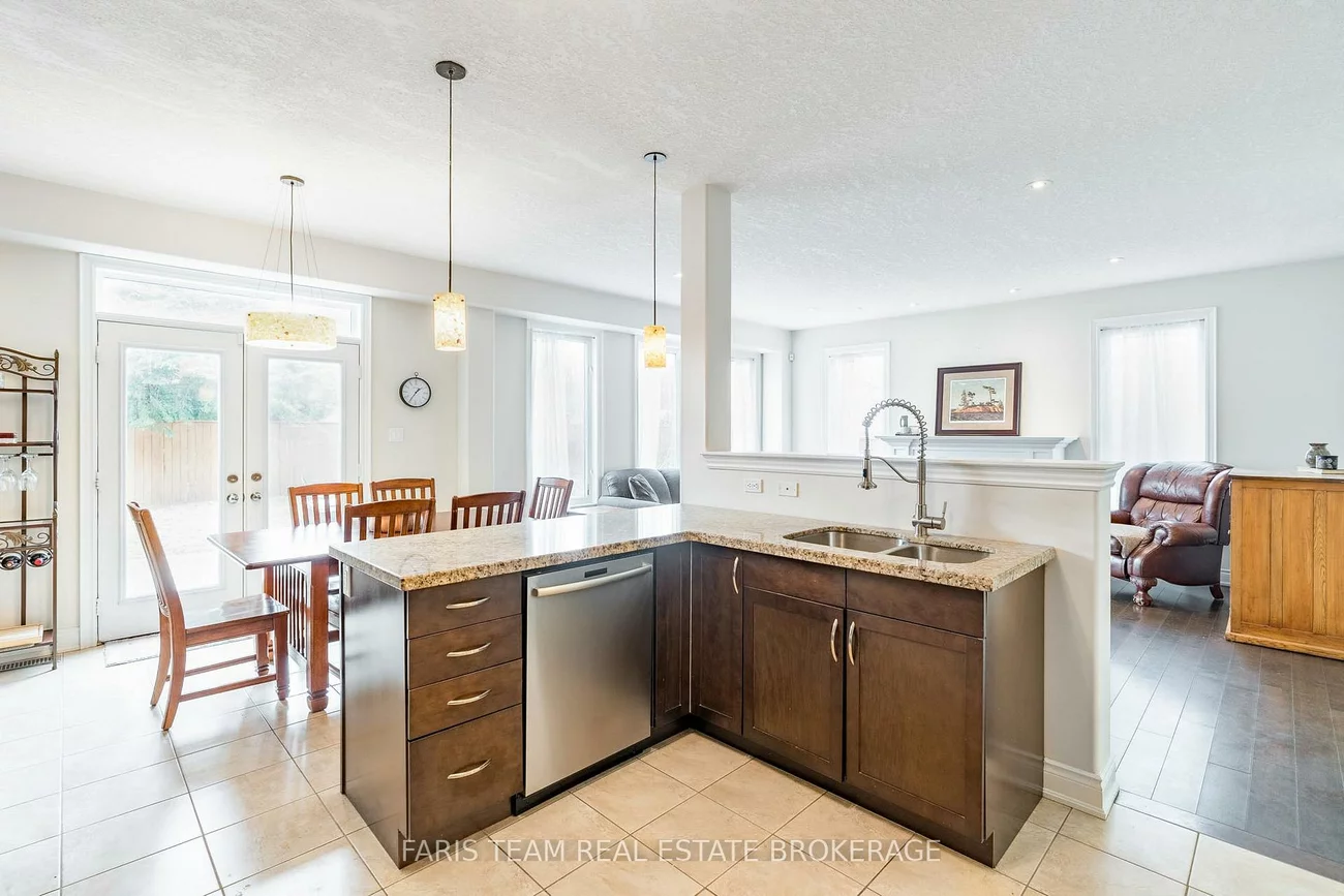 33, Auburn, Ardagh, Barrie