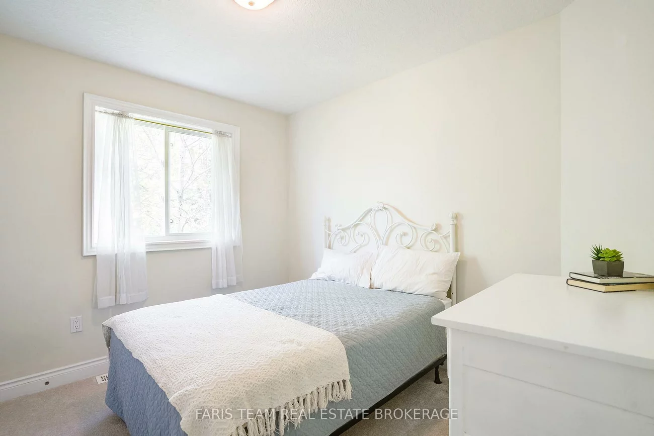 33, Auburn, Ardagh, Barrie