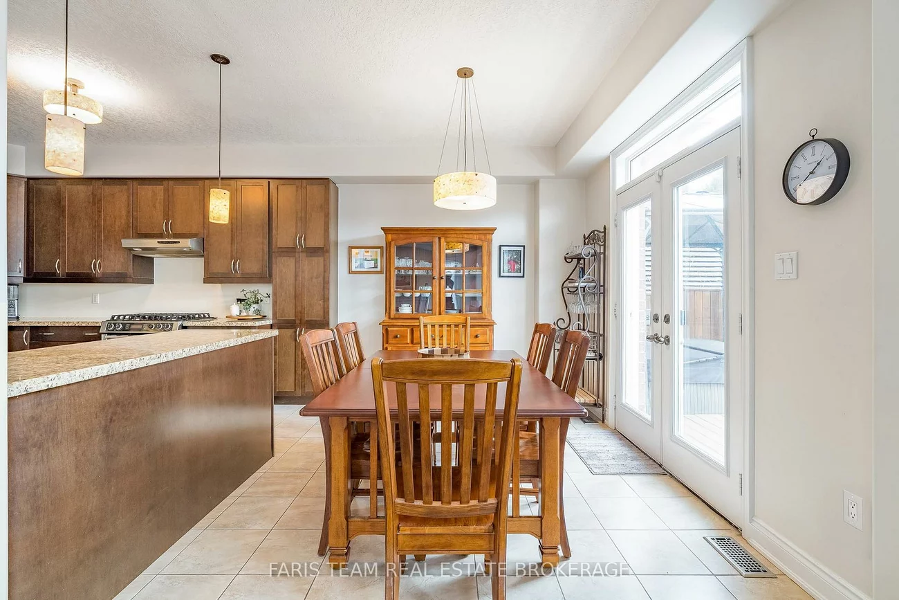 33, Auburn, Ardagh, Barrie