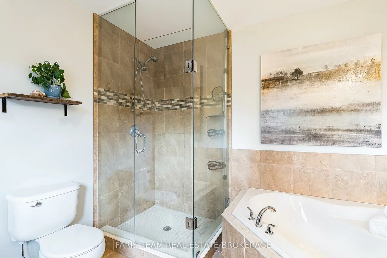 33, Auburn, Ardagh, Barrie