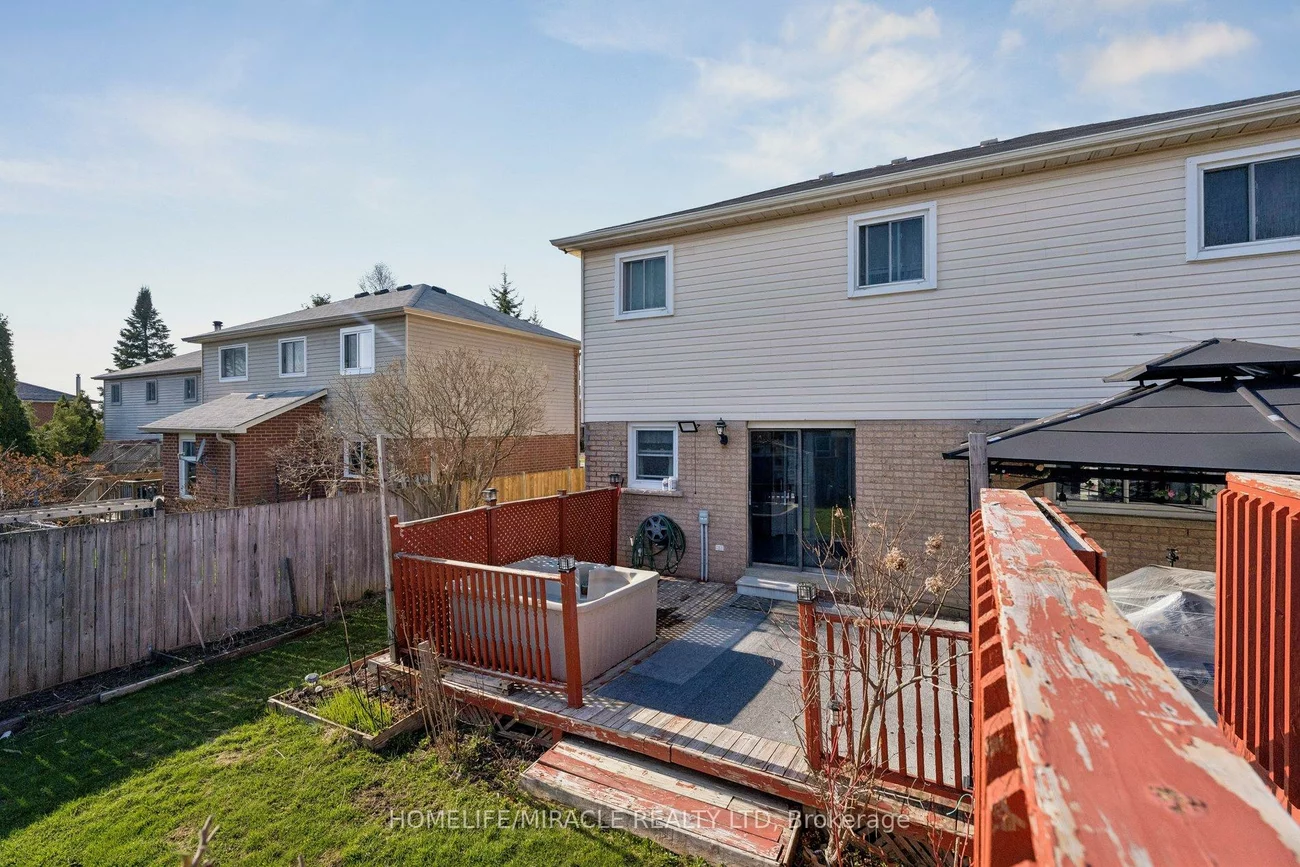 77, Livingstone, Sunnidale, Barrie