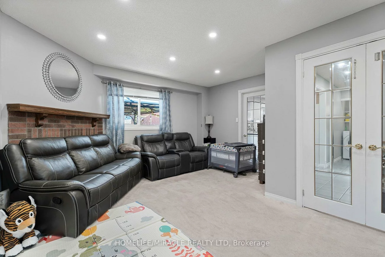77, Livingstone, Sunnidale, Barrie