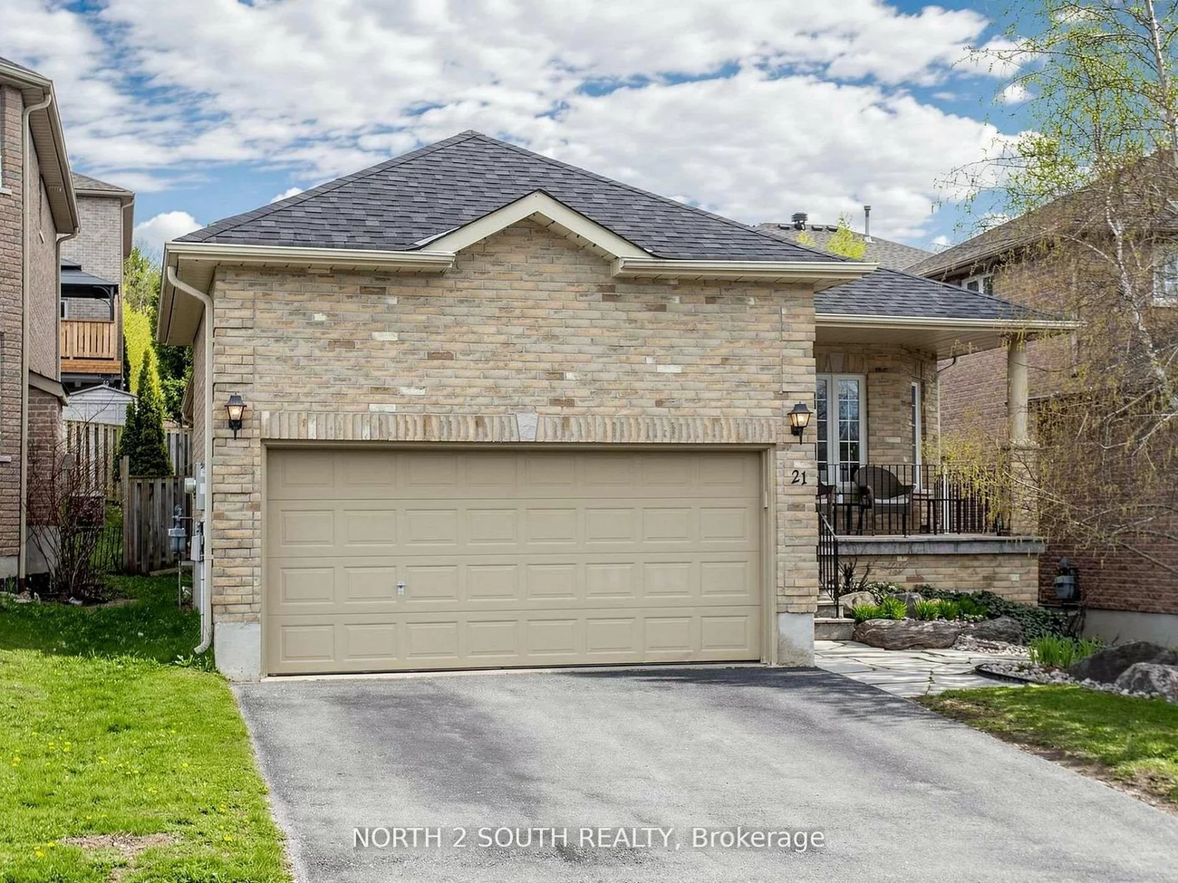 21, Black Ash, Ardagh, Barrie