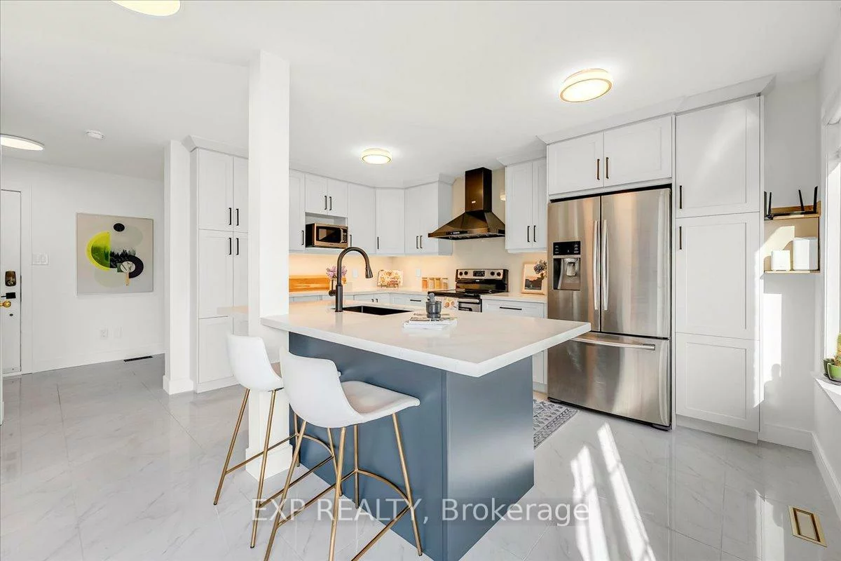 57, Dean, Painswick South, Barrie