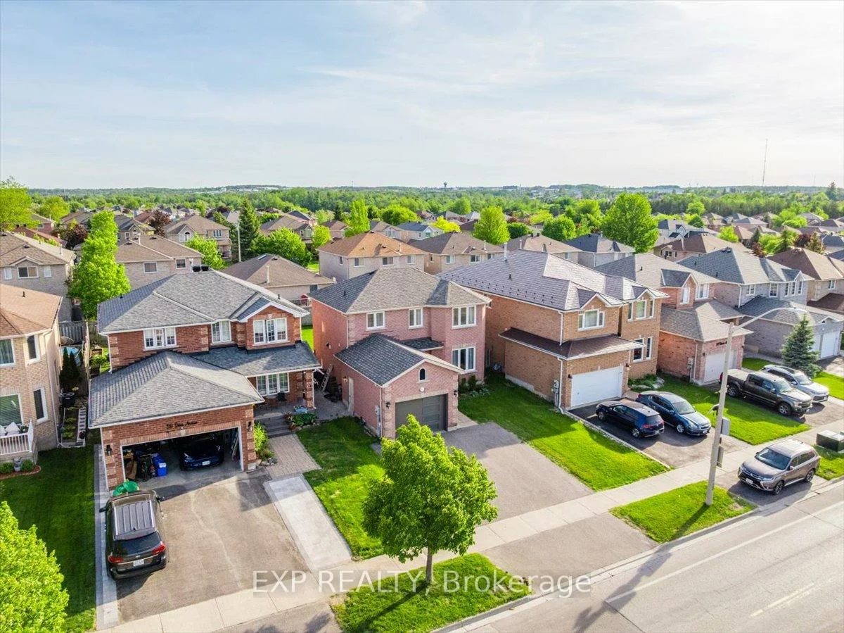 57, Dean, Painswick South, Barrie