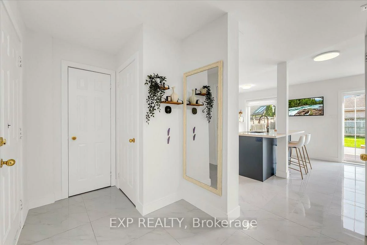 57, Dean, Painswick South, Barrie