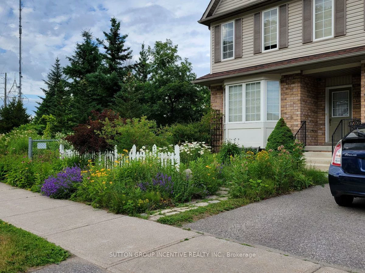 11, Thrushwood, 400 West, Barrie