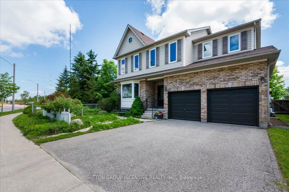 11, Thrushwood, 400 West, Barrie