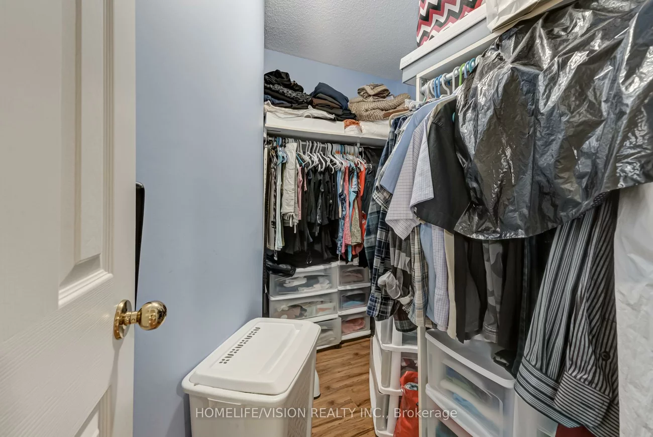55, ETHERINGTON, West Bayfield, Barrie