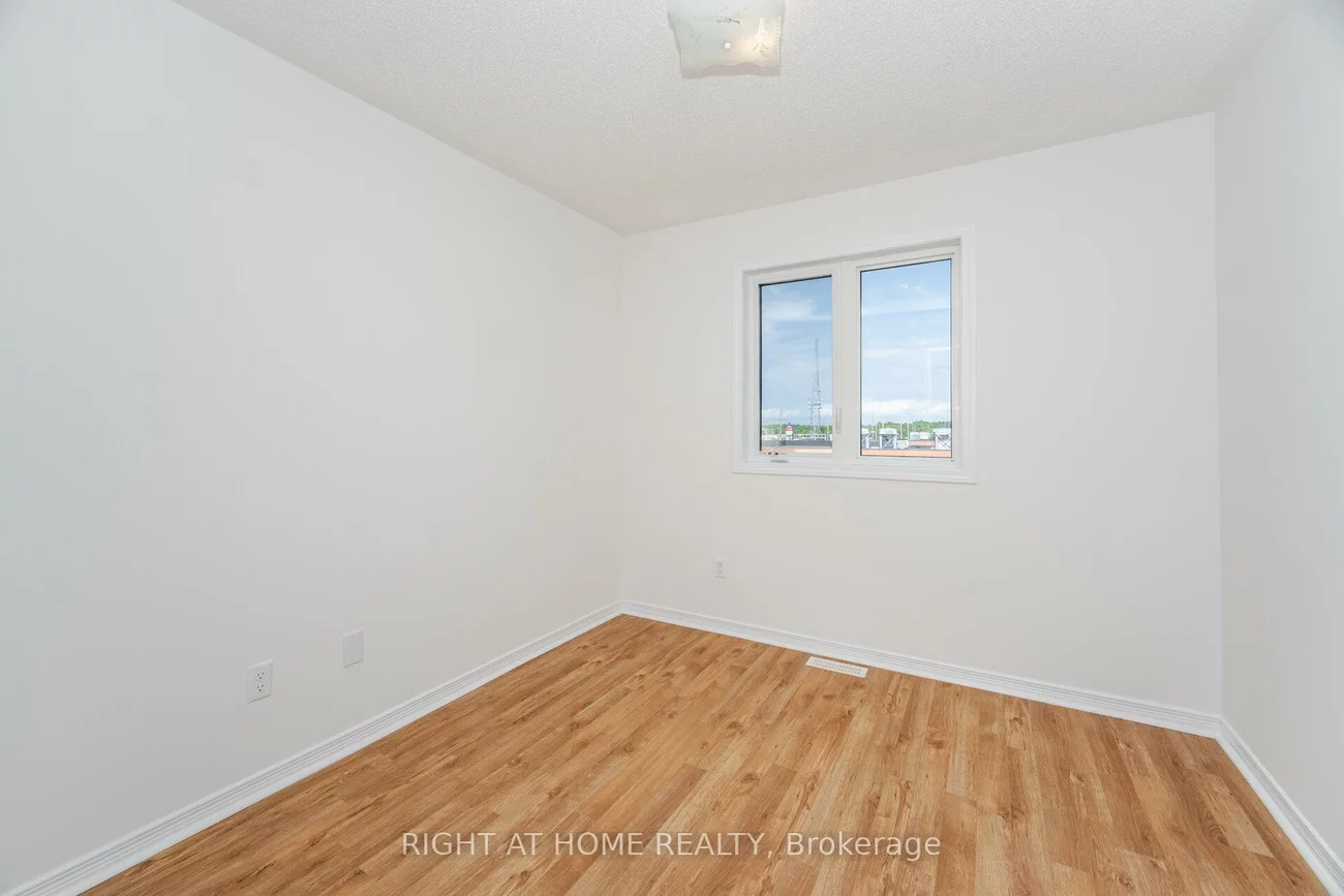23, Peartree, Allandale Heights, Barrie
