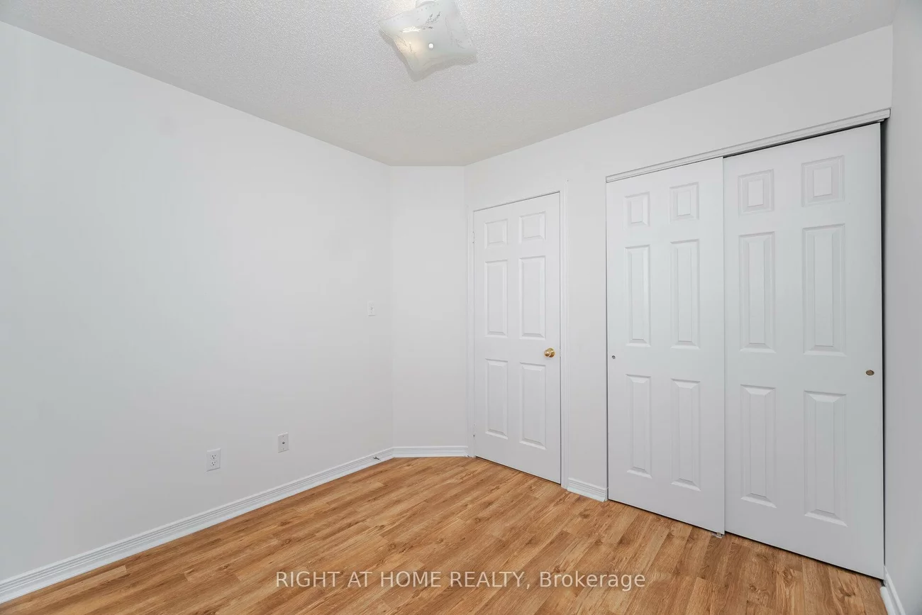 23, Peartree, Allandale Heights, Barrie