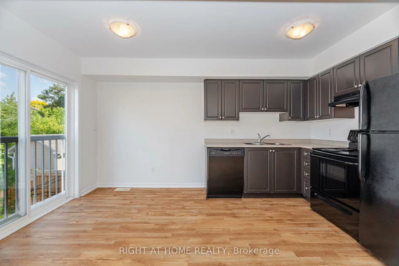 23, Peartree, Allandale Heights, Barrie