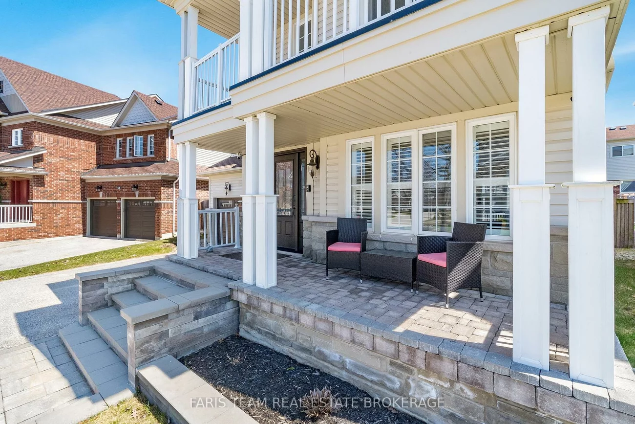 43, Maple Crown, Innis-Shore, Barrie